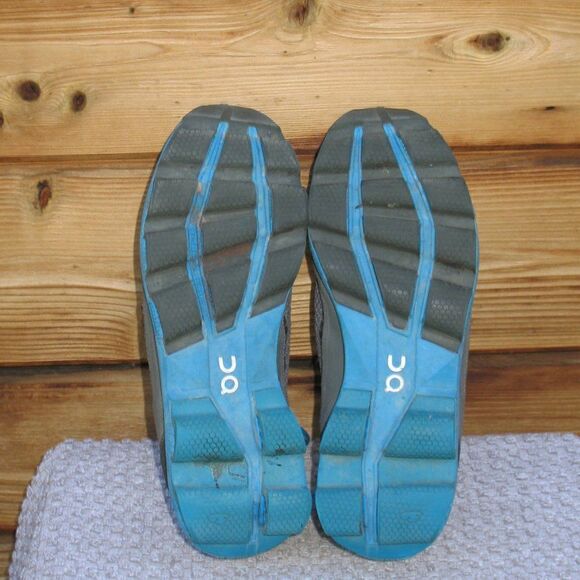 Mens On Cloud Runners Running Shoes - Picture 8 of 9